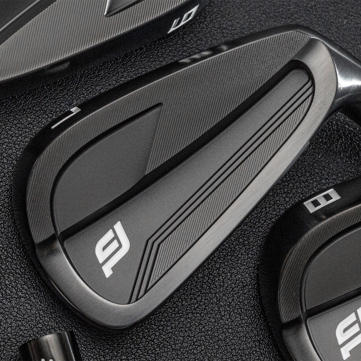 ED1 CB Iron- Black